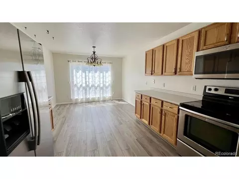 19037 E Ithaca Dr, Aurora, CO 80013 photo 6