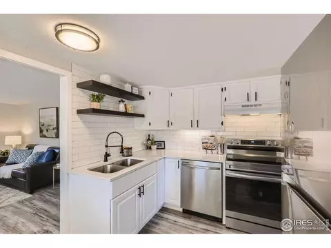 9591 E 12th Ave, Aurora, CO 80010 photo 9