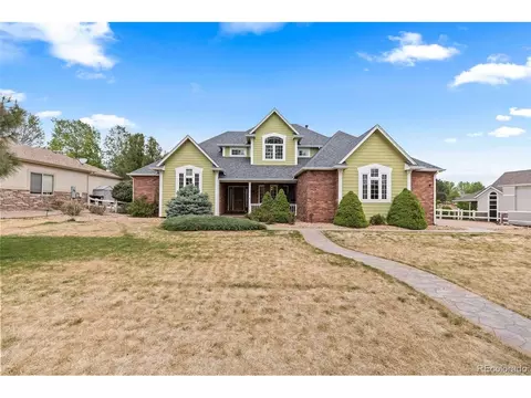 6885 Saddleback Ave, Longmont, CO 80504