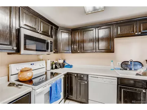 10470 E 7th Ave, Aurora, CO 80010 photo 5