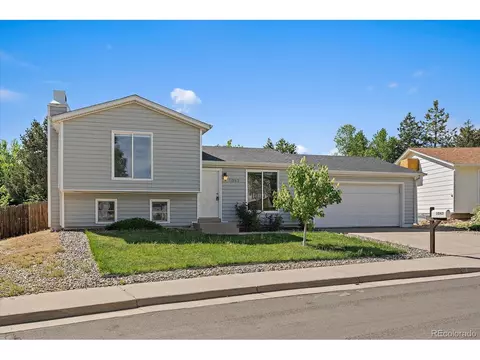 1043 Lilac Ct, Broomfield, CO 80020