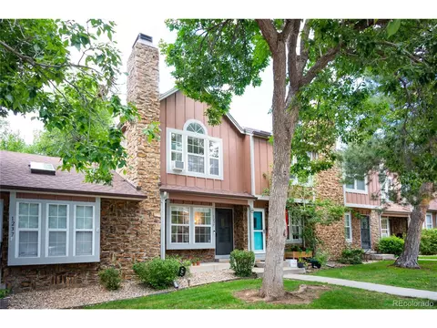 1237 S Flower Cir #E, Lakewood, CO 80232