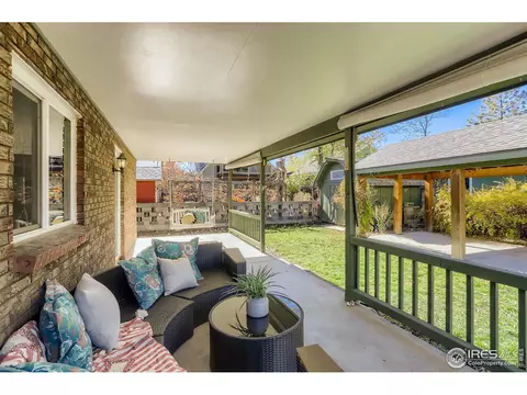 223 4th Ave, Lyons, CO 80540 photo 2