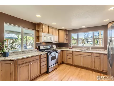 223 4th Ave, Lyons, CO 80540 photo 9
