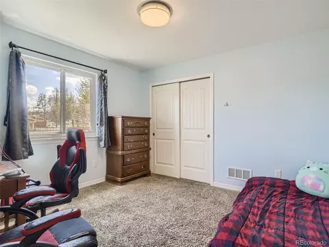 9031 Sandpiper Dr, Longmont, CO 80504 photo 17