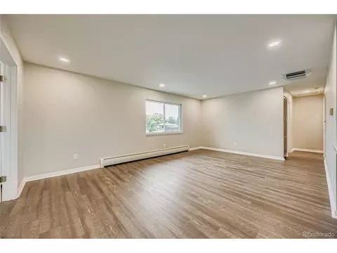 1970 Chambers Rd, Aurora, CO 80011 photo 13