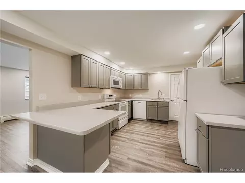 1970 Chambers Rd, Aurora, CO 80011 photo 5