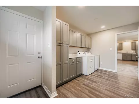1970 Chambers Rd, Aurora, CO 80011 photo 23