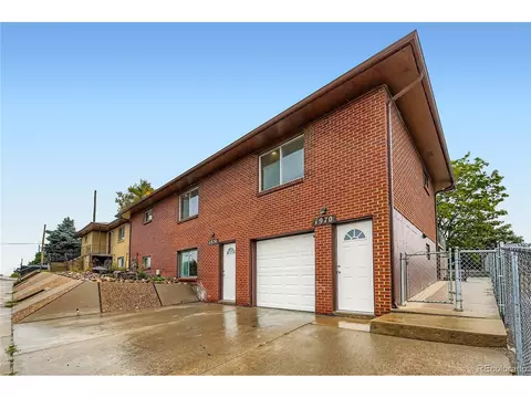 1970 Chambers Rd, Aurora, CO 80011 photo 2