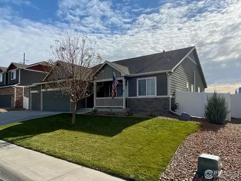 754 Park Edge Cir, Windsor, CO 80550 photo 2