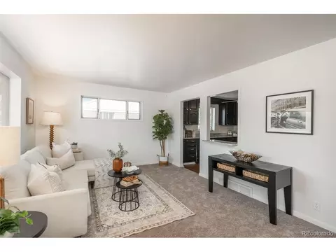 7220 Avrum Dr, Denver, CO 80221