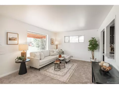 7220 Avrum Dr, Denver, CO 80221