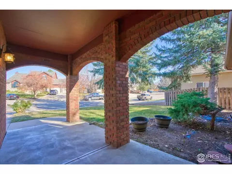 555 Mayo Ct, Berthoud, CO 80513 photo 2