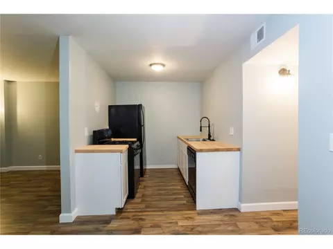 Undisclosed, Aurora, CO 80012 photo 12