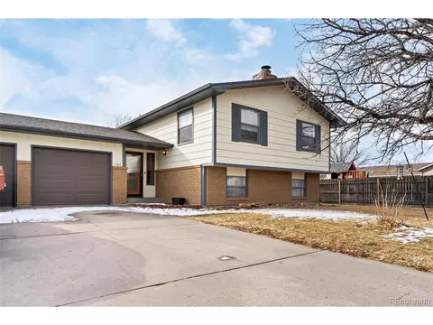 1127 Glenora St, Sterling, CO 80751
