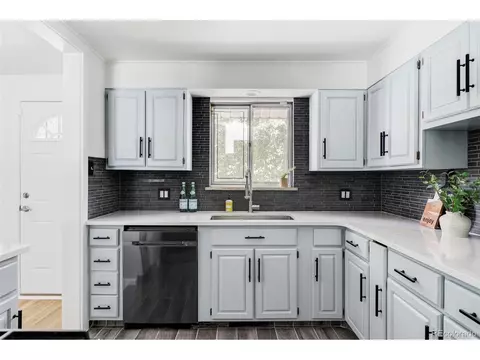 Undisclosed, Arvada, CO 80004 photo 16