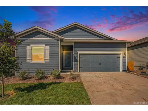 208 N Stewart St, Keenesburg, CO 80643