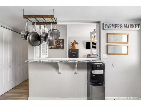Kitchen - 16066 E Ithaca Pl #B, Aurora, CO 80013 photo 6 of 10
