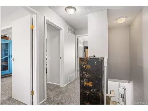 Entry Way - 16066 E Ithaca Pl #B, Aurora, CO 80013 photo 2 of 2