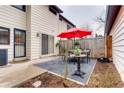 Exterior - 16066 E Ithaca Pl #B, Aurora, CO 80013 photo 2 of 7