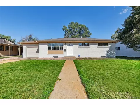 2528 14th Avenue Ct, Greeley, CO 80631