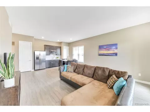 8027 S Valleyhead Way, Aurora, CO 80016 photo 9