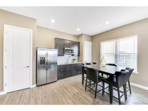 8027 S Valleyhead Way, Aurora, CO 80016 photo 11