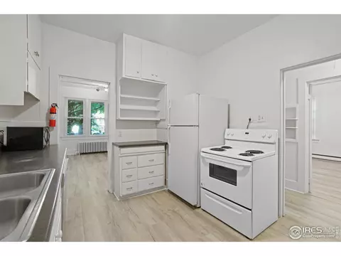 1056 11th St, Boulder, CO 80302 photo 4