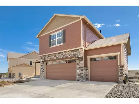 5382 Cedar St, Longmont, CO 80504 photo 2