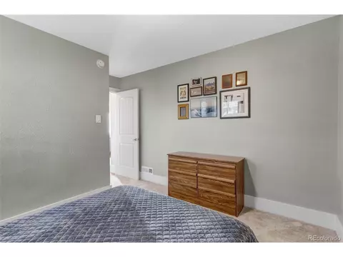 Bedroom - 2885 Oneida St, Denver, CO 80207 photo 4 of 6