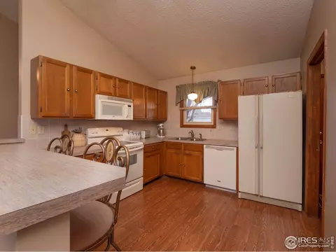 749 Holmes Pl, Berthoud, CO 80513 photo 9