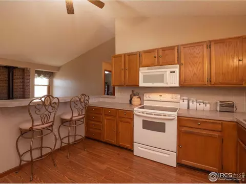 749 Holmes Pl, Berthoud, CO 80513 photo 10