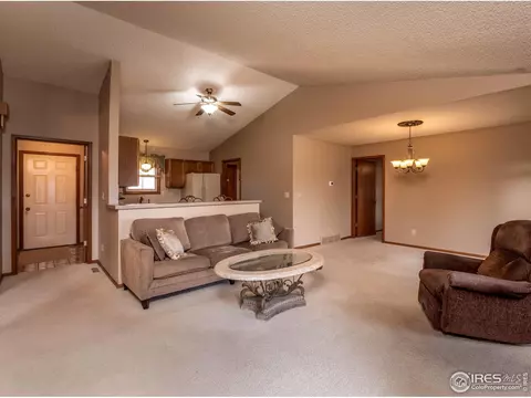 749 Holmes Pl, Berthoud, CO 80513 photo 5