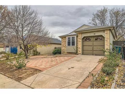 17896 E Colgate Pl, Aurora, CO 80013 photo 3