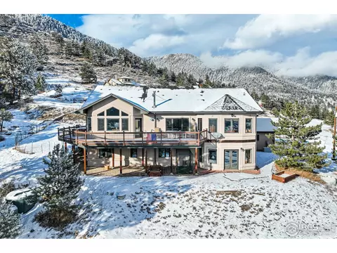 150 Makah Ln, Lyons, CO 80540