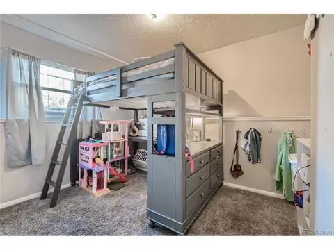Undisclosed, Denver, CO 80239 photo 18