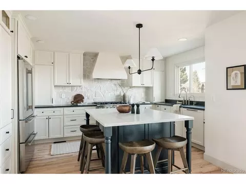 353 Columbine Ave, Broomfield, CO 80020