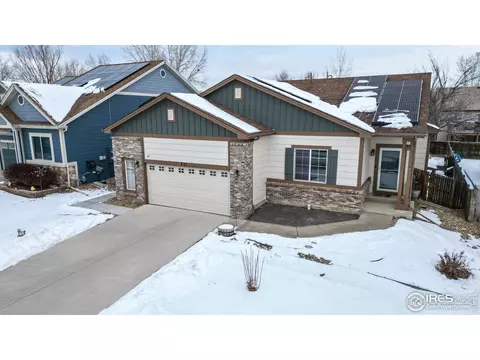 321 Dee Rd, Johnstown, CO 80534 photo 4