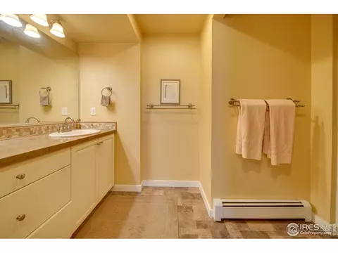 2526 E 18th St, Greeley, CO 80631 photo 23