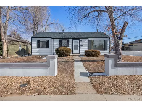 1100 Hillside St, Aurora, CO 80010