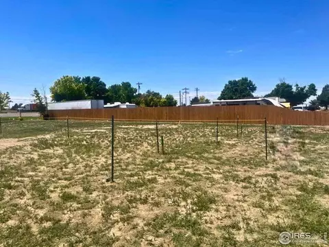 170 Washington Ave, Bennett, CO 80102