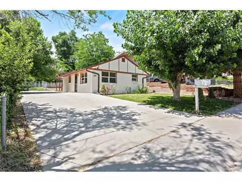 Undisclosed, Englewood, CO 80110