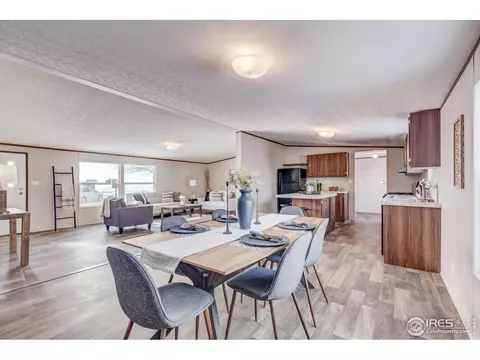 305 W 4th Ave, Wiggins, CO 80654 photo 8