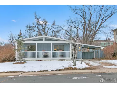 4550 Whitney Pl, Boulder, CO 80305 photo 2
