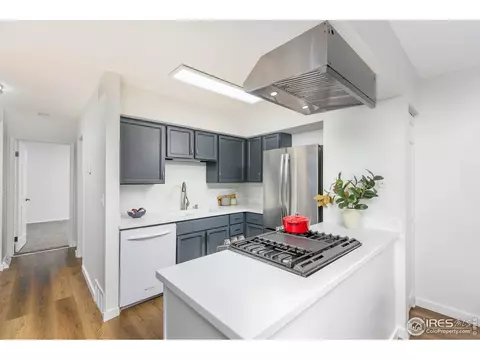 1557 Bradley Dr, Boulder, CO 80305 photo 7