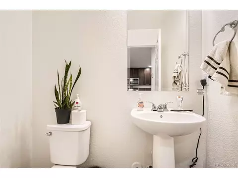 10287 E 56th Pl, Denver, CO 80238 photo 14
