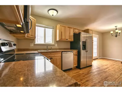 154 Jackson Ave, Firestone, CO 80520 photo 4