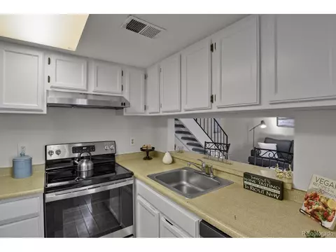 10001 Evans Ave #39B, Denver, CO 80247 photo 9