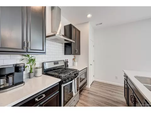 26758 E Maple Ave, Aurora, CO 80018 photo 4