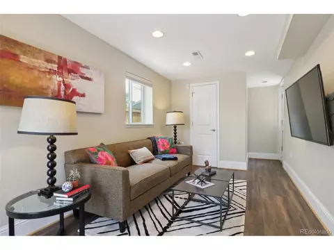 2510 Oneida St, Denver, CO 80207 photo 10